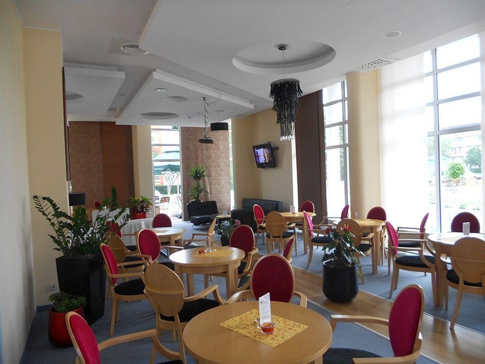 Apartamenty Diva Kołobrzeg Exteriör bild