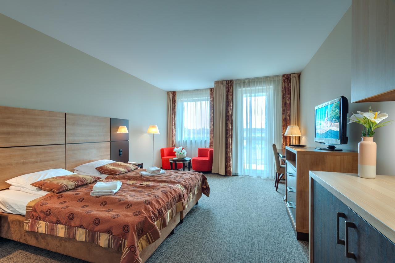 Apartamenty Diva Kołobrzeg Exteriör bild
